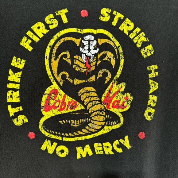 Ripple Junction- Cobra Kai Black Graphic Tee- Sz. L - Picture 3 of 5